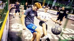 Futbols: Latvijas Populārākā Spēle