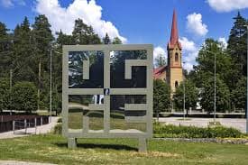Peldēšana Latvijā: No Iesācējiem līdz Olimpiskajiem Sportistiem